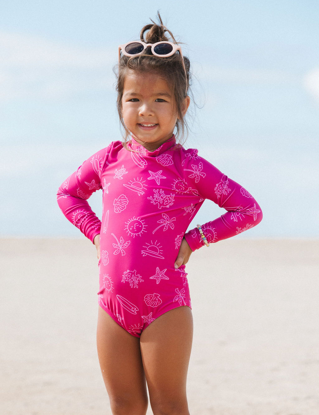 alohafriday-swim-sunny-hotpink-07_7d724cf4-7d6a-44c8-96ad-f5df4f6ff98c.jpg